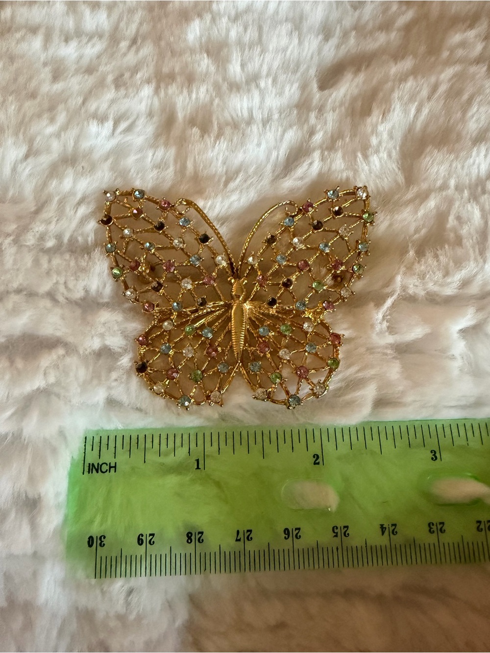 Vintage Gold Tone Butterfly Brooch Multicolor Rhinestone Filigree Estate Style - Picture 4 of 7